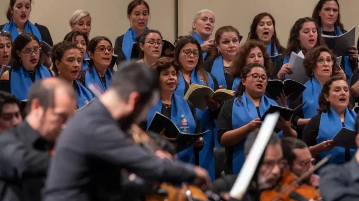 Santiago Sinf Nico Carmina Burana Recorrer Cinco Comunas De Forma