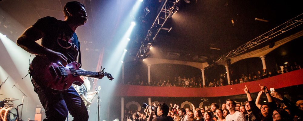 eagles of death metal 2015 bataclan web