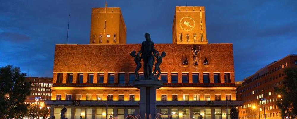 Oslo City Hall web