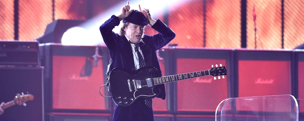 Angus Young web