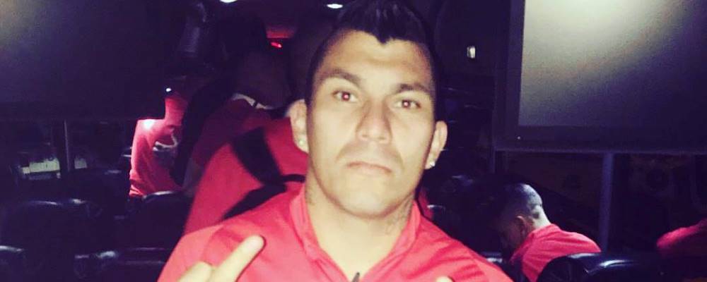 gary medel mala clase web