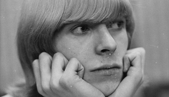 Publican libro con fotografías inéditas de David Bowie