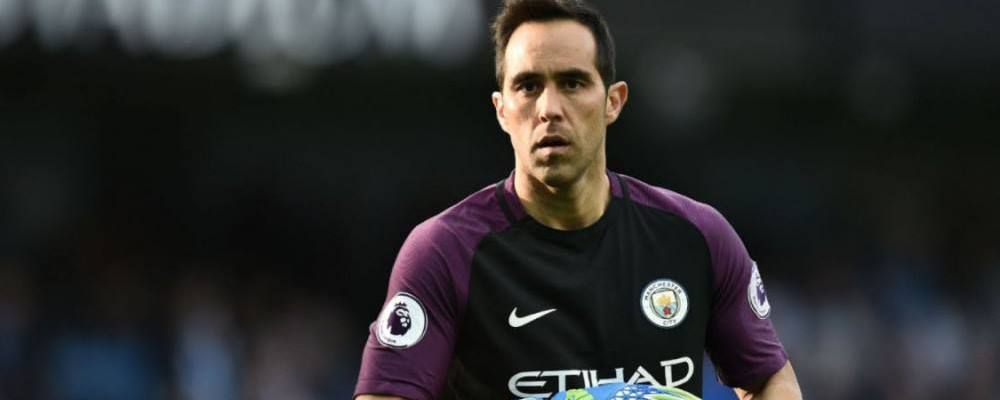 Claudio Bravo manchester web