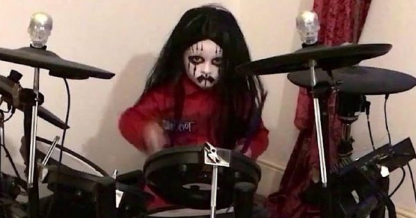 Nino De 5 Anos Sorprende Tocando Slipknot En La Bateria