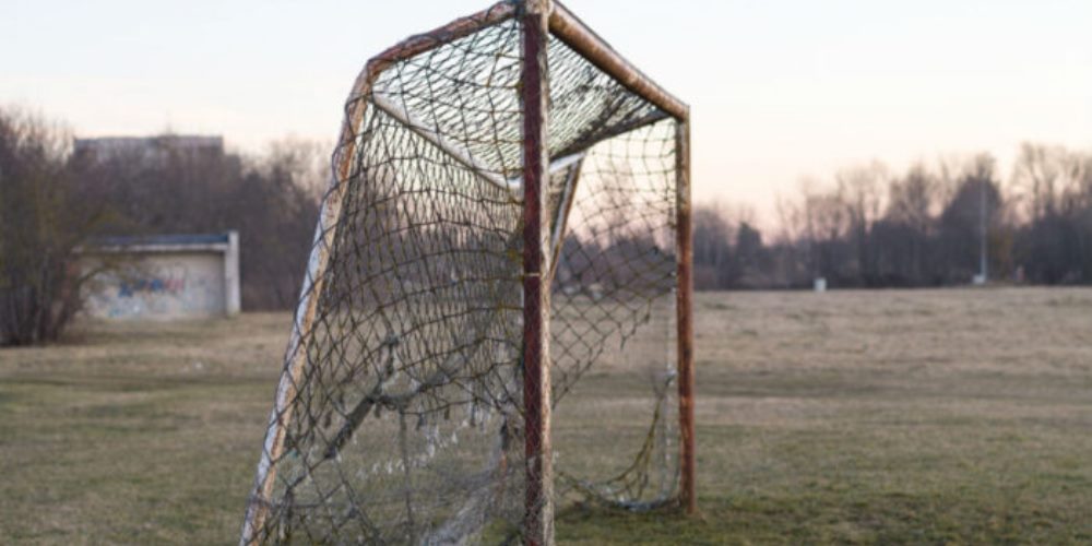 niños rayo fútbol