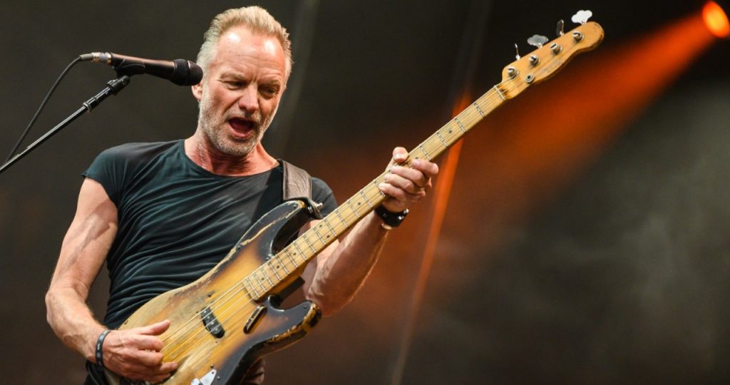 Sting bajo canto