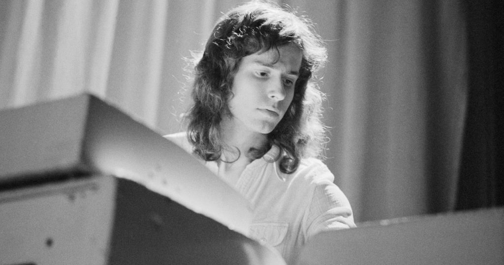 Tony Banks Genesis