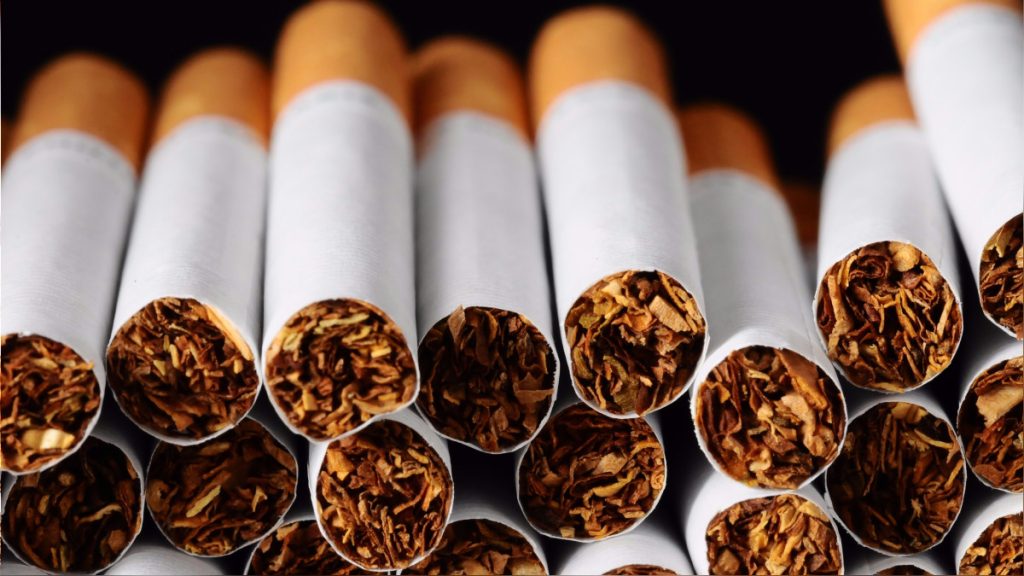 FDA busca prohibir cigarros con sabores y mentolados en EEUU