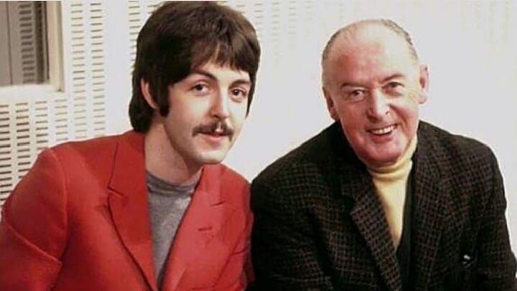 Paul Mccartney con su padre