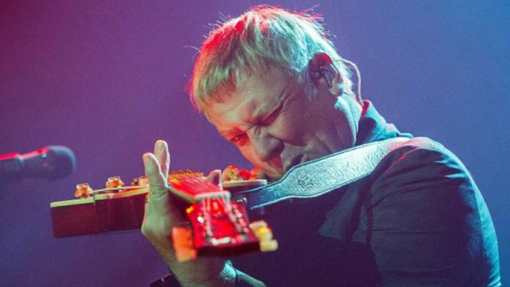 ALEXLIFESON2