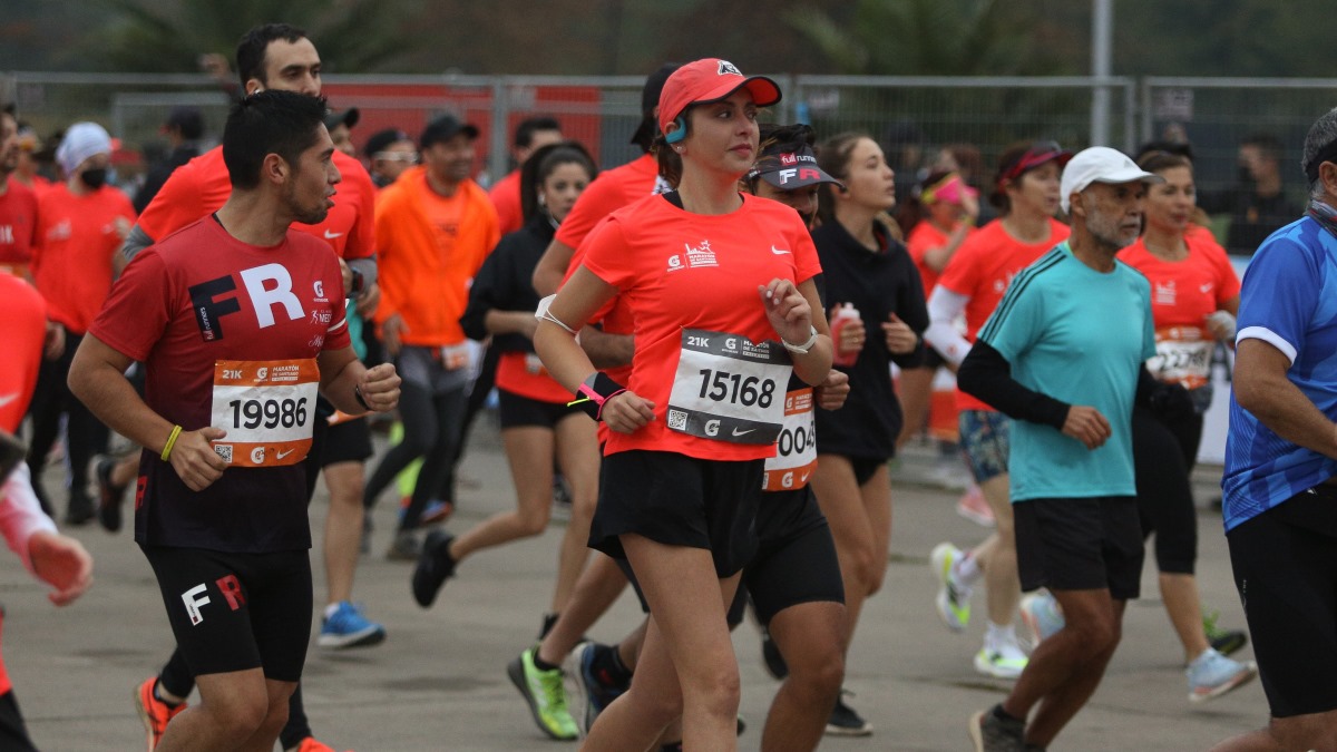 Maratón de Santiago horarios y cortes de tránsito — Futuro Chile