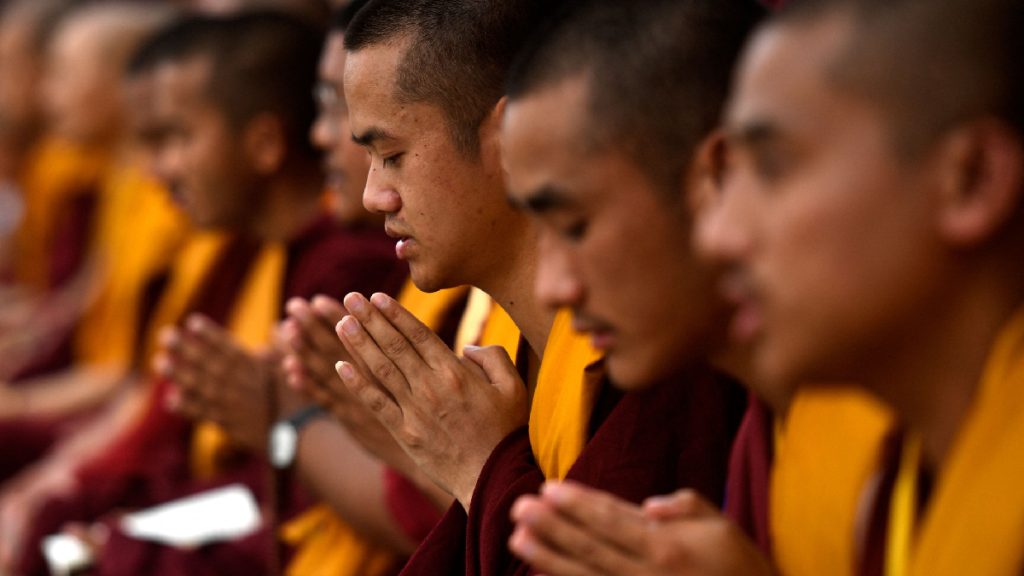 Monjes Budistas Drogas GettyImages 1240712293 Web