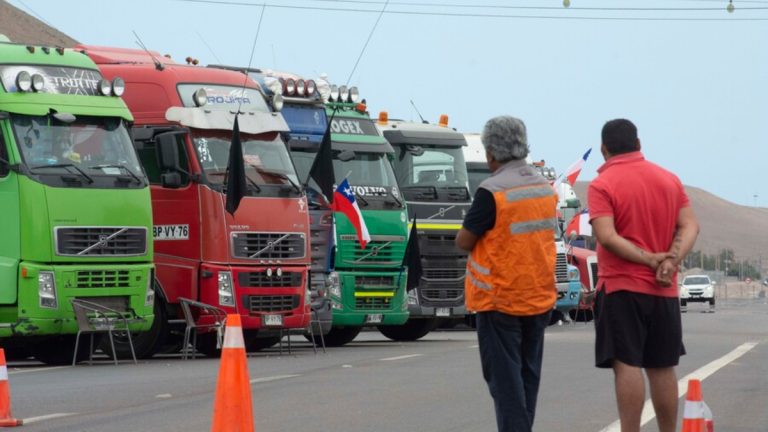 Paro Camioneros Desabastecimiento A_UNO_1414803_a3a4a Web