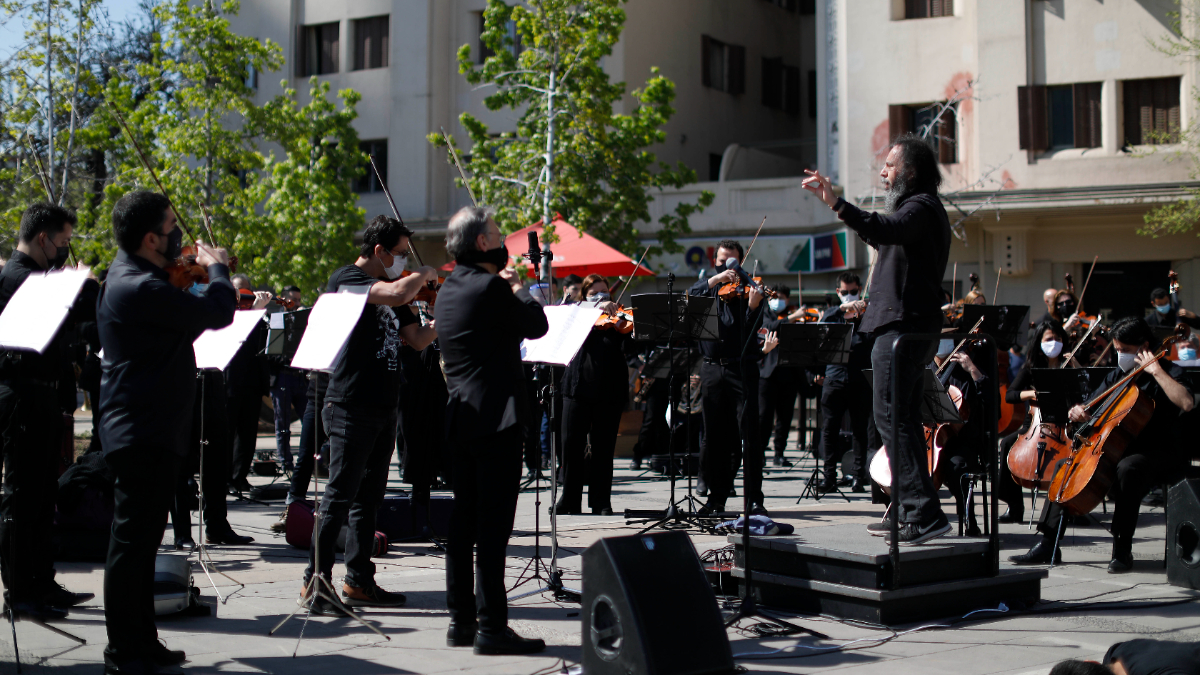 Orquesta Sinfónica Realizará Evento Gratuito En Plaza Italia — Futuro Chile 7423