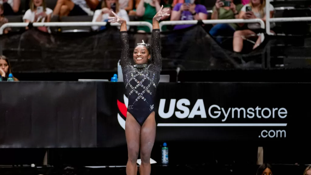 Sin Simone Biles