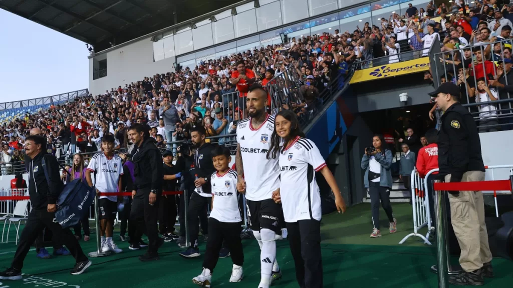 Arturo Vidal, Presentación