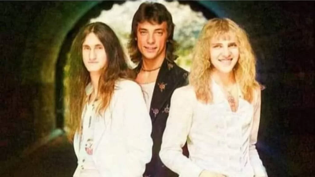 Rush 1975 Color Web