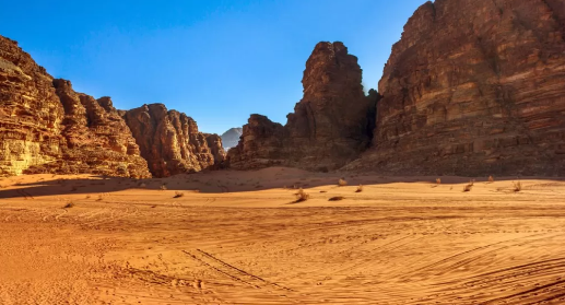 Wadi Rum, Al Sur De Jordania