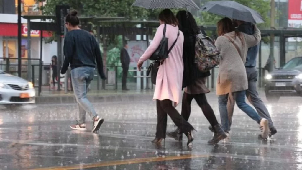 Lluvia En Santiago