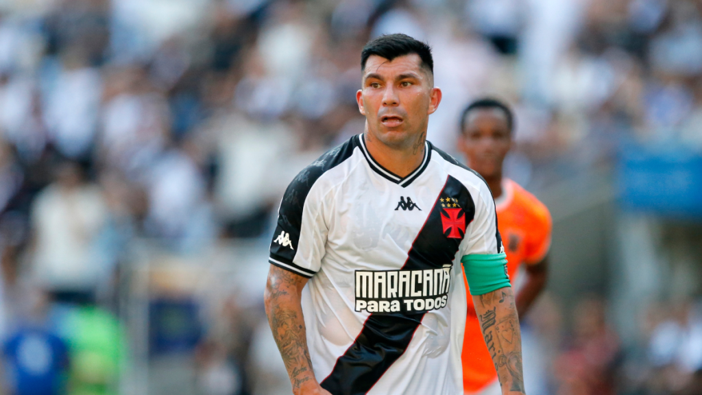 Gary Medel Pitbull