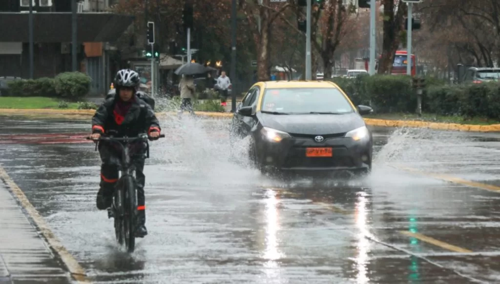 Lluvia En Santiago