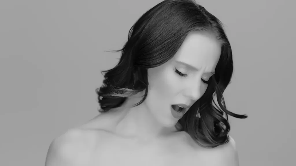 Simone Simons 1