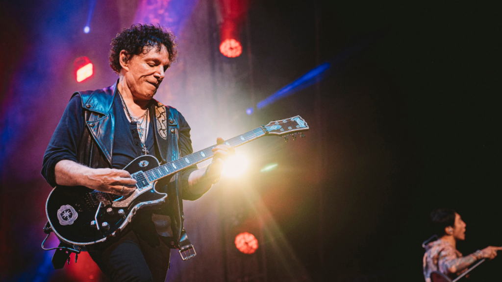 Neal Schon (1)