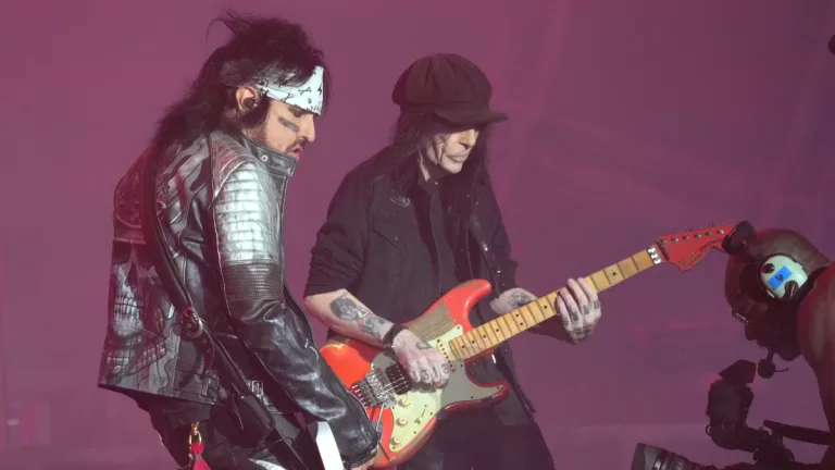 Mötley Crüe Nikki Sixx Mick Mars