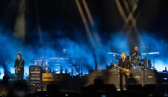 Lección de vida y catarsis de emoción en Chile: así estuvo el concierto de Paul McCartney en el Monumental