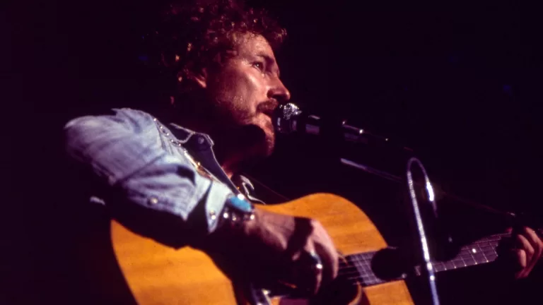 Gordon Lightfoot 1974 Getty Web