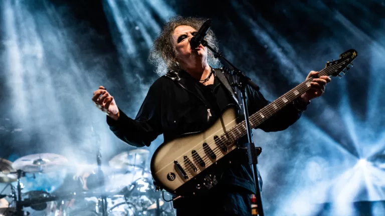 Robert Smith The Cure