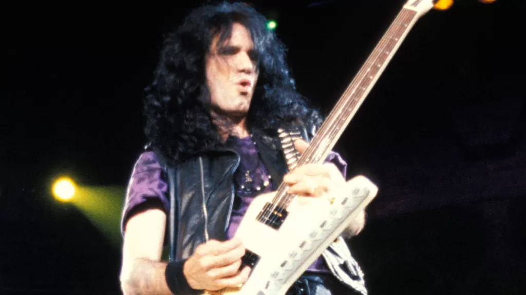 Bruce Kulick 1992 Kiss Getty Web