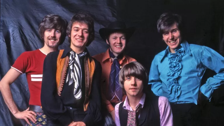 Hollies 1967 Web