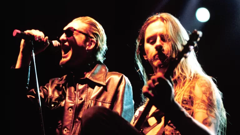 Jerry Cantrell Layne Staley